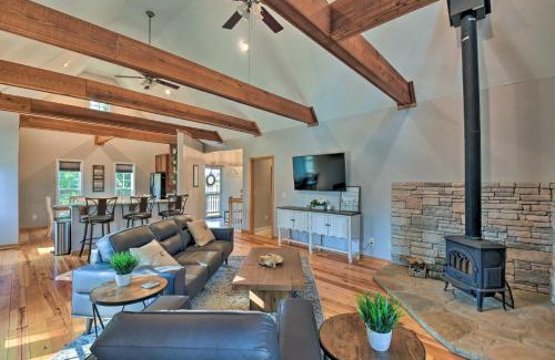 Gainesville House | Family-Friendly Lake Lanier Escape on 2 and Acres!