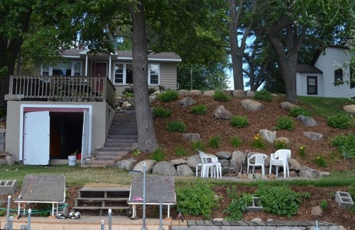 Annandale Cabin | Family Friendly Lake Place Retreat. Fishing, Swimming, Camp Fires and More.