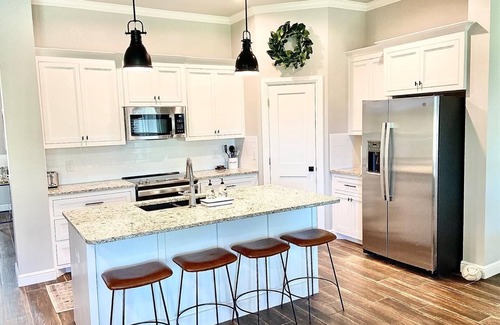 Graford House | Family-Friendly Lake Retreat Near Rocker B with 2 Masters and Dock Access!