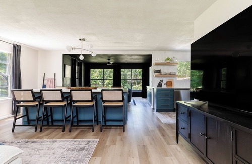 Leisure Land House | Family-Friendly Lake Retreat: Kayaks, Fire Pit, Views, and Award Winning Design