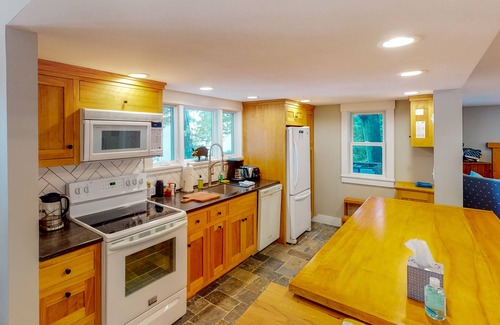 Malletts Bay House | Family-friendly lakefront home with private beach and firepit - dogs welcome