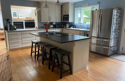 Sunapee House | Family-friendly Lakefront Retreat with Modern Amenities and Stunning Views