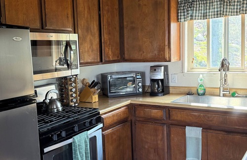 Meeks Bay House | Family-Friendly Lakehouse - Stunning Views - Walking Distance to Meeks Bay Beach