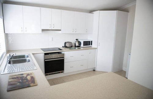 York House | Family Friendly, light & bright ideal for short or longer stays