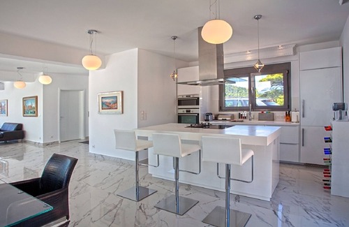 Sarti Villa | family-friendly, luxurious villa with pool