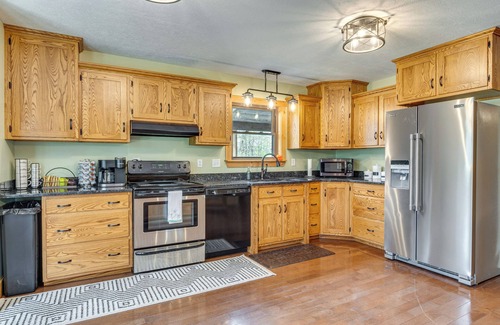 New Lisbon House | Family-Friendly Milton Home on 14 Acres w/Hot Tub