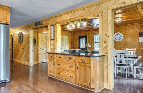 New Lisbon House | Family-Friendly Milton Home on 14 Acres w/Hot Tub