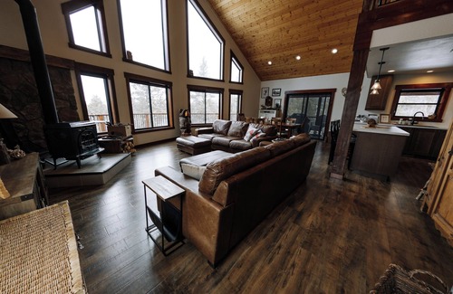 Jefferson Cabin | Family friendly mountain getaway