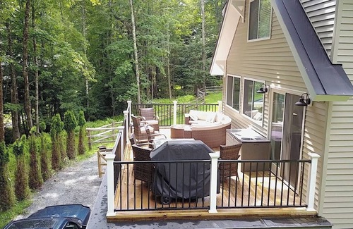 Wilmington House | Family Friendly Mt. Snow Ski House in Wilmington
