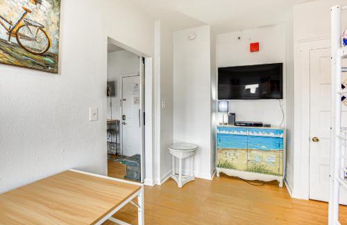 North End Apartment | Family-Friendly Ocean City Condo Walk to Beach!