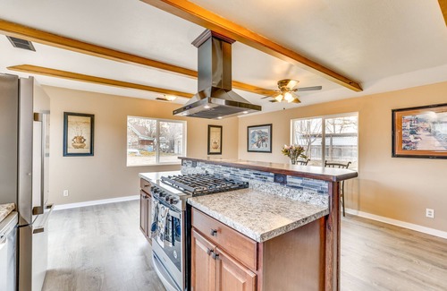 Ontario House | Family-Friendly Ontario Home in Central Location!