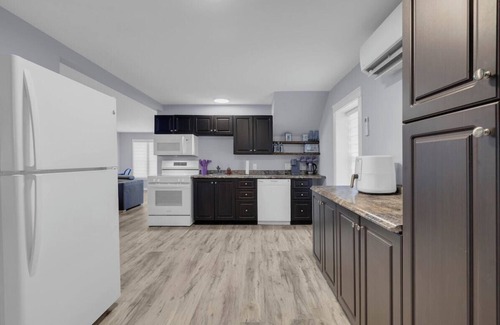 Saint John Apartment | Family-Friendly or Group Getaway - Sleeps 7