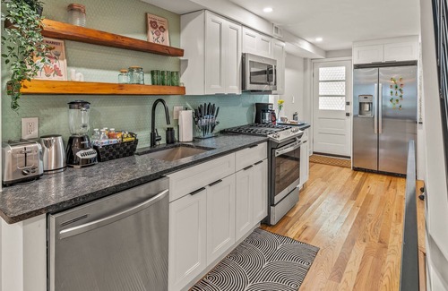 Passyunk Square House | Family Friendly Passyunk Sq Home with Game Room
