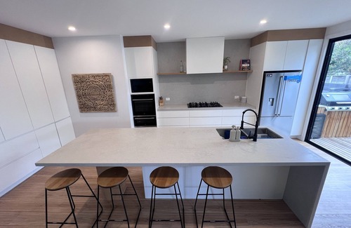 Mona Vale House | Family friendly PARADISE