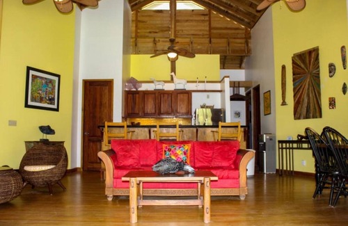 Palmetto Bay House | Family Friendly Private Eco Beach Resort, Pool, Dive Shop, Bar & Grill Onsite