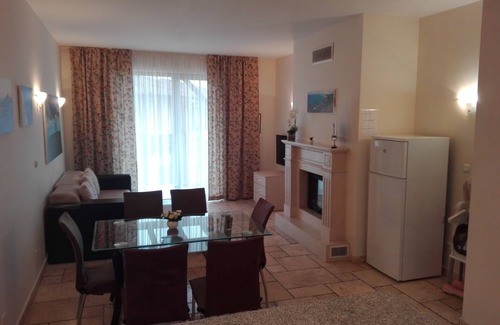 Kavarna Apartment | family friendly, quite holiday