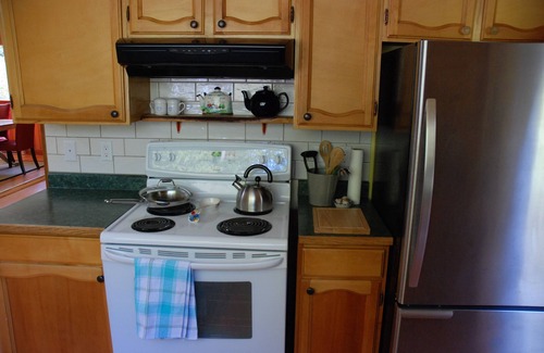 Galiano House | Family Friendly Rancher on Galiano Island, 5minutes to Montague Marine Park