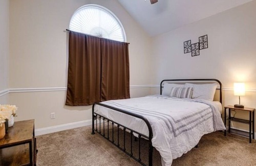 Hinesville House | Family Friendly Ranch Style Home 3bd w/ Game Room