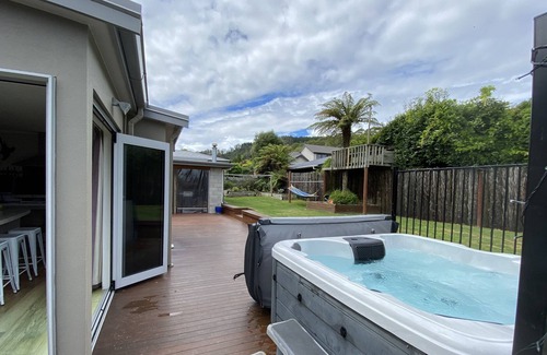 Lynmore House | Family friendly retreat close to forest and lakes.