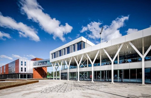 Oss Hotel | Family-Friendly Room for Adventure Escape: Close to Autotron and De Maashorst
