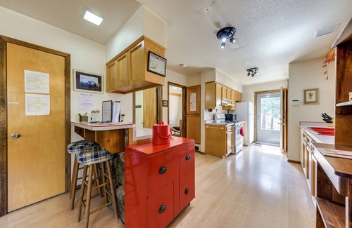 Ruidoso Cottage | Family-friendly Ruidoso Cabin - Ski, Hike & Fish!