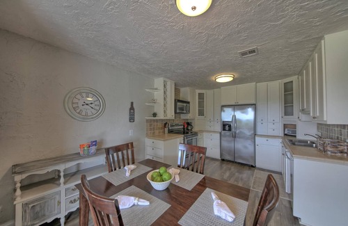 Point Venture House | Family Friendly, sleeps 10 (6 adults)