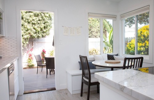 Del Mar House | Family Friendly Seahorse Cottage, a short walk to the beach!