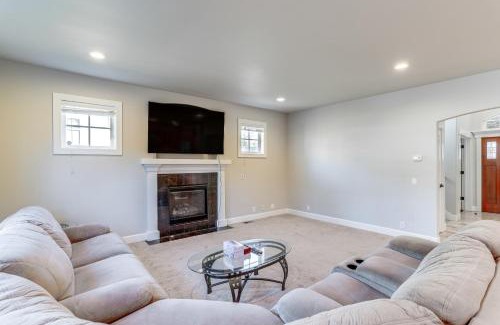 Pinehurst House | Family-Friendly Seattle Getaway 9 Mi to Downtown!
