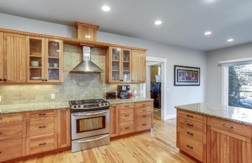 Pinehurst House | Family-Friendly Seattle Getaway 9 Mi to Downtown!