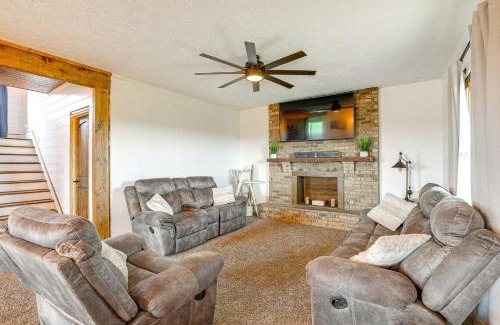 Seward County House | Family-Friendly Seward Home with Sauna and Pool!