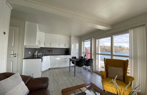 Oygarden House | Family friendly. Situated right on the waterfront. Charter. 2 bedrooms.