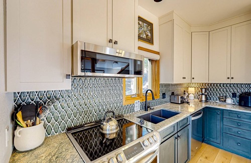Blue River House | Family-Friendly Ski Retreat W/Loft, Mountain Views, Fast WiFi, & Ideal Location