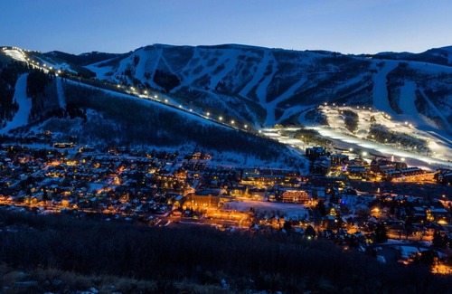 Murray House | Family Friendly, Ski Resorts, Shopping, Sporting events, Restaurants, Utah Mtns.