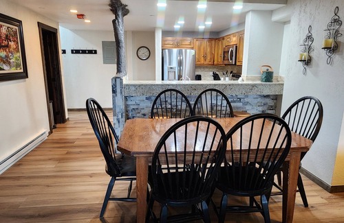 Peak 9 Condo | Family-Friendly Ski-In/Out Condo with Excellent Amenities & Short Walk to Town