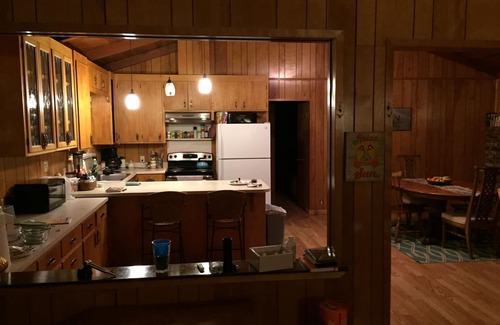 Jamestown House | Family-Friendly South Tulloch Lake Waterfront Home w/Boat Dock