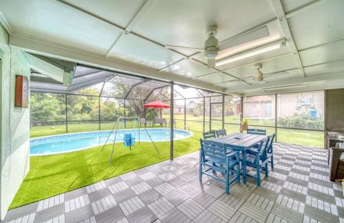 Diplomat House | Family Friendly Stay in Cape - Tesla charger