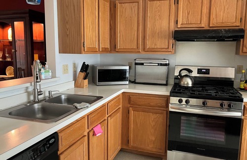 Harrisburg House | Family-Friendly Stay near Hershey & Harrisburg · Sleeps 5 · Free Parking