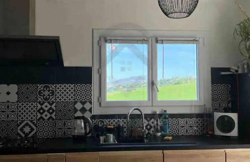 Espelette House | Family Friendly, Swimming pool, Air conditioned, Quiet, Pastoral