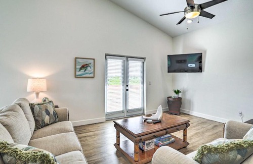 Port Tampa City House | Family-Friendly Tampa Home Less Than 3 Mi to Ocean!