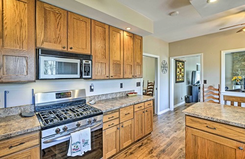 Alpine Lake House | Family-Friendly Terra Alta Home w/Lake View!