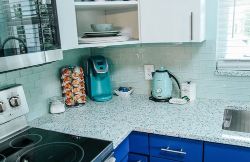 Stuart House | Family-Friendly Tropical Oasis by Downtown & Beach with Gorgeous Backyard