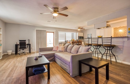 Flour Bluff House | Family-Friendly Beach House in Corpus Christi - Experience Gulf Coast Living!