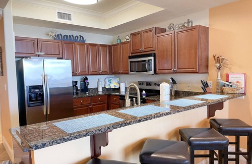 Dauphin Island Condo | Family Friendly 6th Floor Gulf Front Condo at Holiday Isle on Dauphin Island