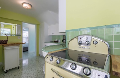 Birch Park Finger Streets House | Family-Friendly Beach Villa, Central Location to all the Action