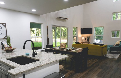 Lone Star House | Family Friendly