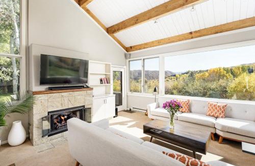 Snowmass Village House | Family friendly Snowmass retreat w. hot tub and pool. 5 minutes to resort