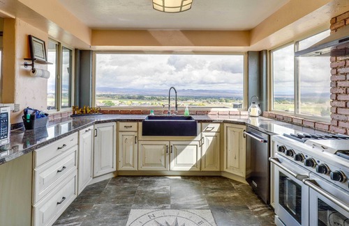 Lapoint House | Family-Friendly Utah Home: Deck, Mountain Views!