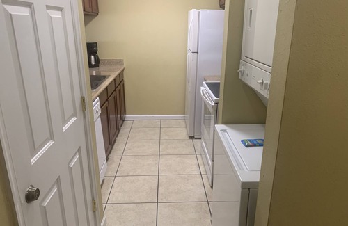 Berkeley House | Family friendly vacation you don't want to miss! 4BDR townhome sleeps 12!