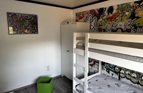 Oberhausen House | Family-friendly vacation apartment in beautiful Oberhausen Schmachtendorf