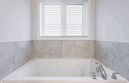 Township of East Zorra-Tavistock House | Family Friendly Vacational Home ( Numbre 893)